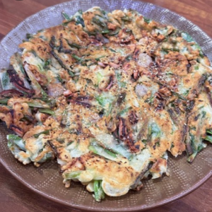 S9. Green Onion Pancake - 해물파전