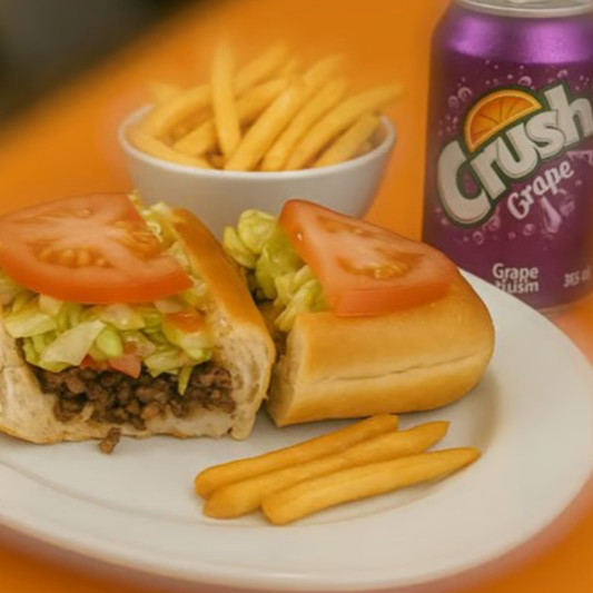 Sous-marins au steak et pepperoni