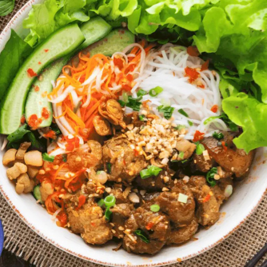 12. B&uacute;n Đặc Biệt - Special Bowl