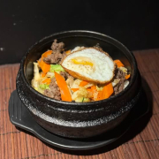 37. Bulgogi Bibimbap 불고기돌솥