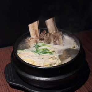 24. Galbi Tang 갈비탕