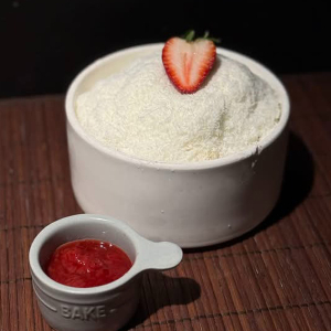 6. Strawberry Shortcake Shaved Ice 딸기초코빙수