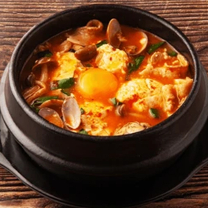 18. Curry Seafood Tofu Soup 카레해물순두부
