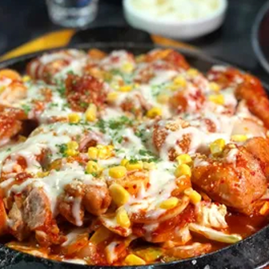 32. Mae-Chee 매운치즈닭