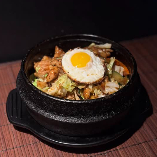 42. Grilled Chicken Bibimbap 치킨비빔밥