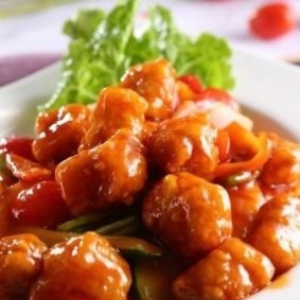 G02. Sweet & Sour Pork with Pineapple