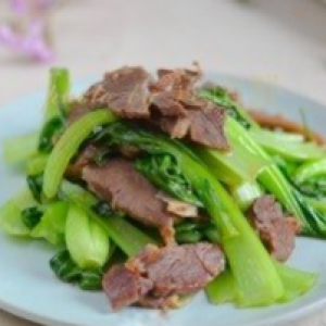 G05. Sliced Beef & Broccoli