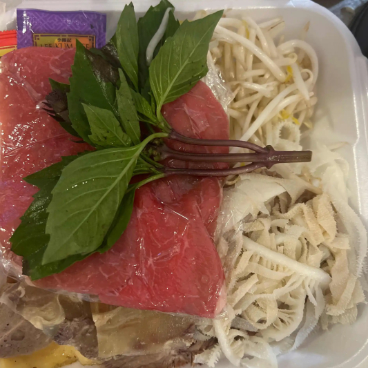 P1. Steak, Brisket, Tendon, Tripe and Meatball Combo Noodle Soup Phở Đặc Biệt