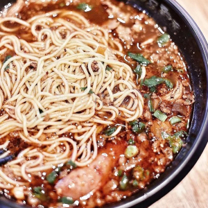Rice Noodles in Soup with Ground Beef
