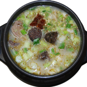A16. Korean Sausage Soup 순대국