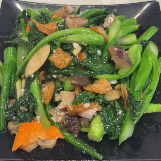 208.	Stir-Fried Dried Fish and Broccoli 方魚炒芥蘭