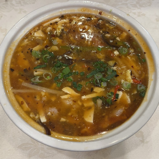 195.	Sour and Spicy Soup 酸辣湯 (每位)