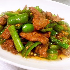 M36. Sauteed Beef Fillet with Hot Green Pepper 杭椒猪柳/牛柳
