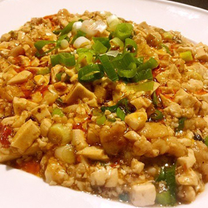 M7. Szechuan Style Mapo Tofu 麻婆豆腐