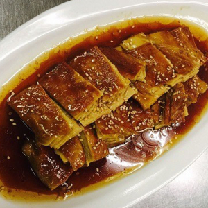 A4. Shanghai Style Vegetarian Duck 上海素鸭