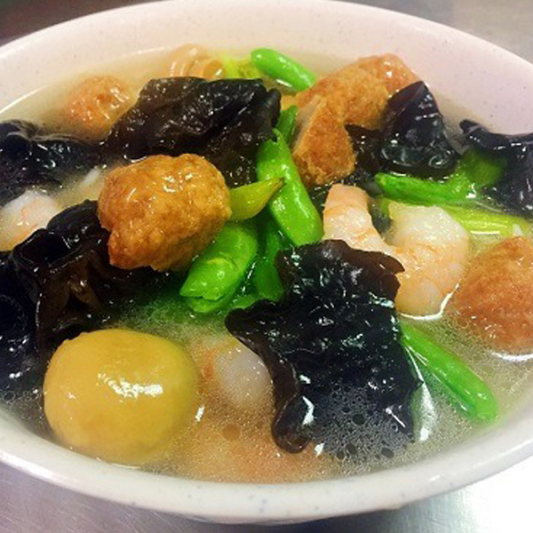 R3. Shrimp and Meatball (Pork) Rice Noodle Soup 鲜虾肉丸粉