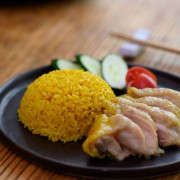 Hananiese Chicken on Chicken Oil Rice (BOGO) 無骨海南雞飯 (买一送一)