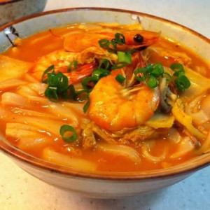 Seafood Noodles in Tom Yum Soup 冬陰功海鮮米線