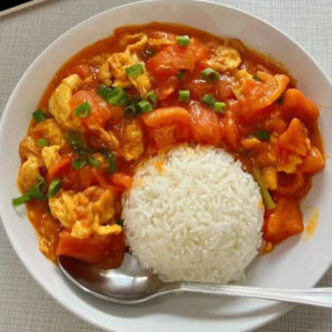 Tomato Chicken with Egg 蕃茄雞柳蛋飯
