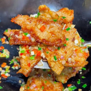 Spicy Salt & Pepper Pork Chop 椒鹽豬扒