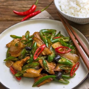 Spicy & Pickled Stir-Fried Pork 農家酸辣小炒肉