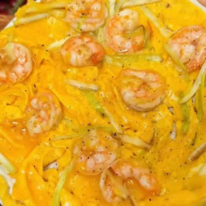 Scrambled Egg with Shrimp on Rice 滑蛋蝦仁飯