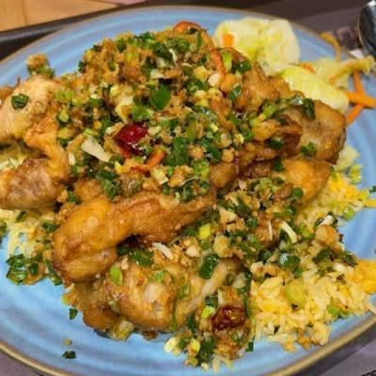 Spicy Salt & Pepper Pork Chop & Egg Fried Rice (BOGO) 是日特價 椒鹽豬扒炒飯底 (买一送一)