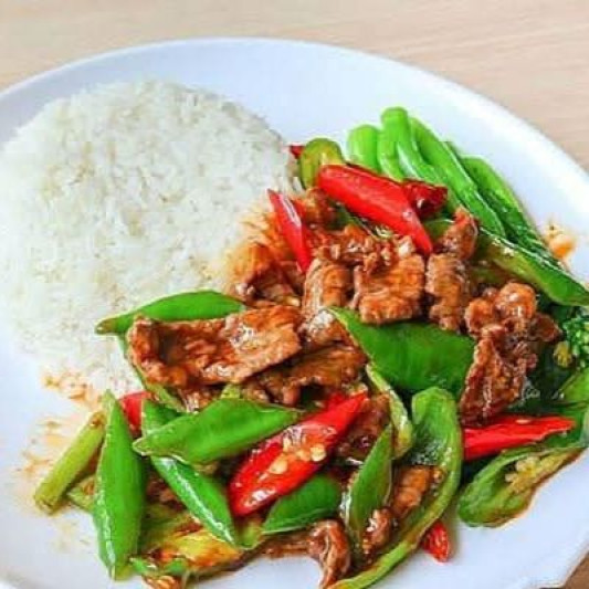 Spicy Beef with Pepper 老乾媽辣椒牛肉飯