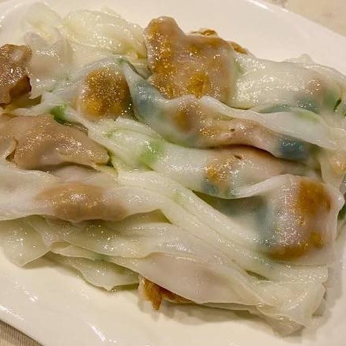 Steamed Rice Roll with Lean Pork 香茜瘦肉手刮腸