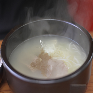 Ox Bone Soup (설렁탕)