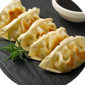 Veggie Dumplings (6 pcs)