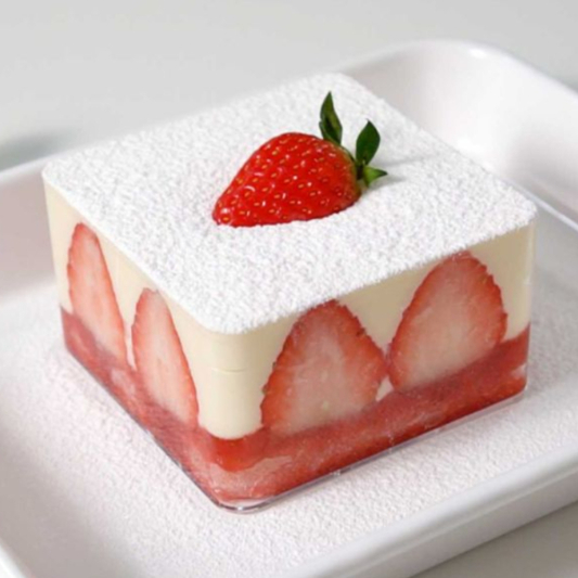 Strawberry Tiramisu