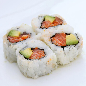 Spicy Salmon Roll (6 pcs)