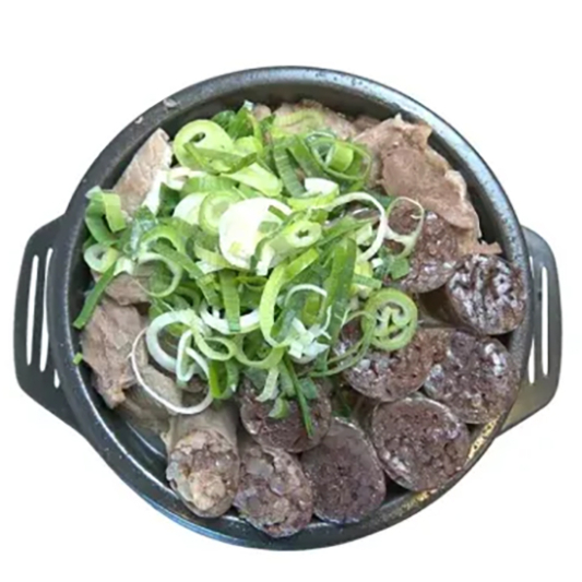 1. Soondae Soup 무봉리순대국