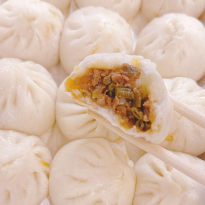 Sour Bean with Pork Bao (6 pcs) / 酸豆角肉沫小包