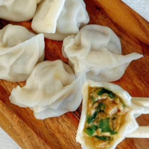 Pork and Shrimp and Chives Dumplings (12 pcs) / 三鲜水饺