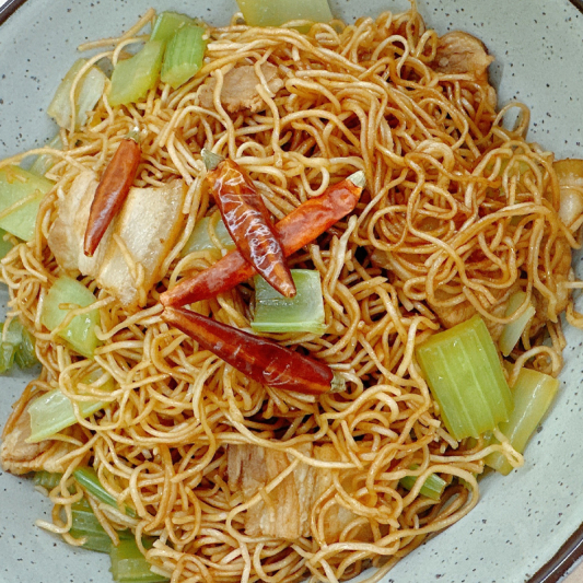 Steamed Noodle with Pork & Celery / 蒸卤面