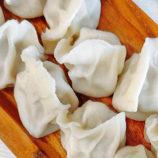 Pork, Corn and Mushroom Dumplings (12 pcs) / 猪肉香菇玉米水饺