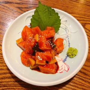 Spicy Salmon Sashimi