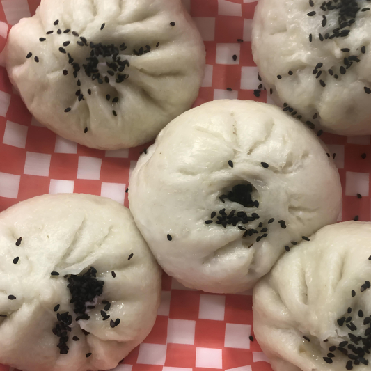 26. Pork and Veggie Buns (5 pcs) 猪肉菜包子