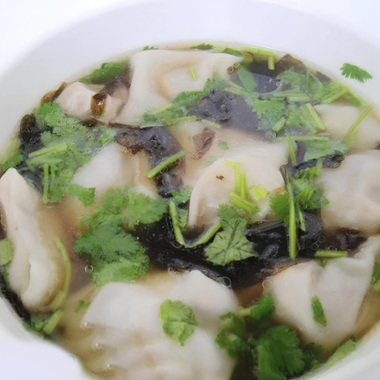 1. Wonton (10 pcs) Soup 云吞汤