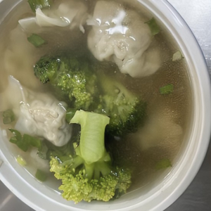 A3. Wonton Soup 雲吞湯