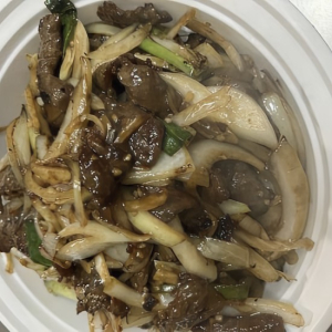 F10. Beef with Ginger & Onion 蔥爆牛肉