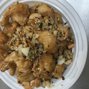I1. Prawn with Hot Spicy Salt 椒盐焗中虾