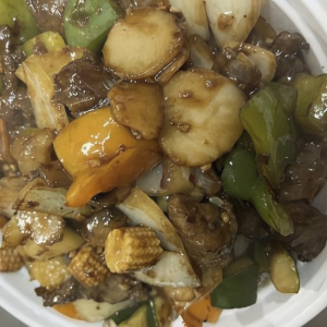 F5. Szechuan Beef with Vegetables 四川牛肉