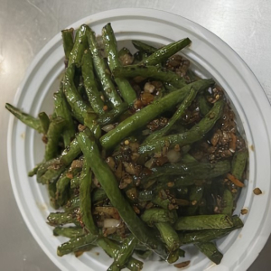 H13. Fried Pork with Green Bean 干煸四季豆