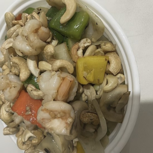 I4. Prawn with Vegetables and Cashew Nuts 腰果虾球