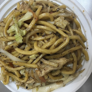 C15. Fried Shanghai Noodles with Chicken 上海粗炒麵