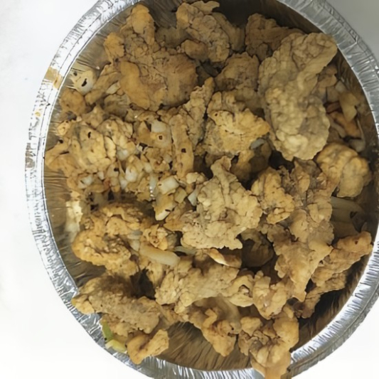 E9. Hot Spicy Boneless Chicken 椒盐鸡