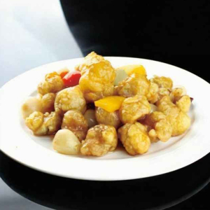Deep Fried Spare Ribs with Olive & Plum Sauce 冰梅慢角骨